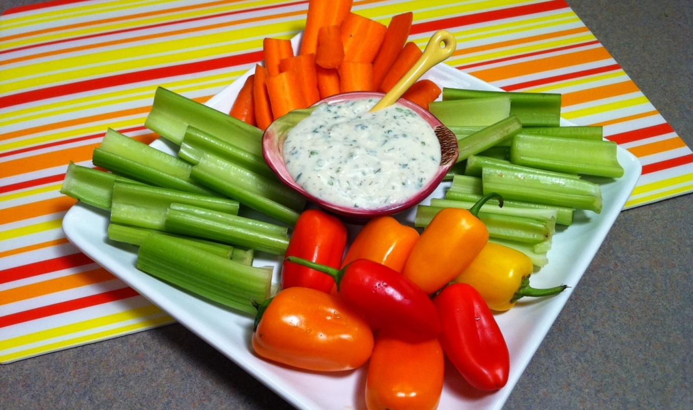 LowFat Vegan Ranch Dressing VegNews